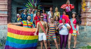 Carnaval e diversidade: Blocos LGBTQIA+ celebram a inclusão e criam polêmicas