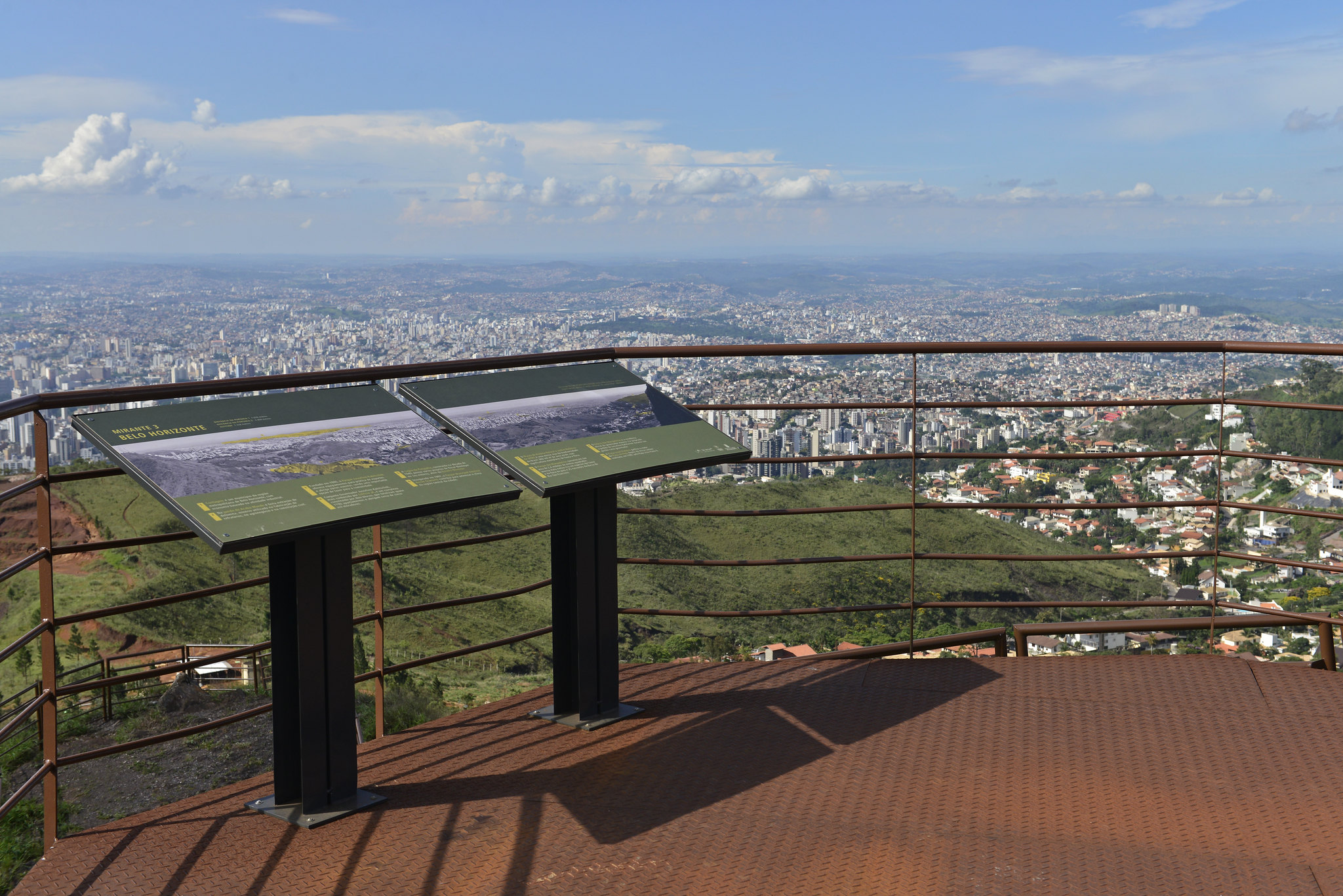 Alta da demanda nas férias de julho cria oportunidades no turismo mineiro, avalia especialista