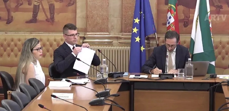 Portugal endurece leis de imigração e nacionalidade, causando preocupação entre defensores de Direitos Humanos